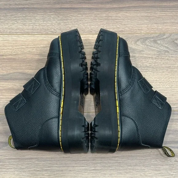 Dr. Martens Devon Flower Buckle Leather Platform Boots in Black Size 8.5 - Picture 9 of 16